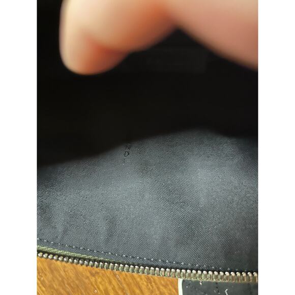 Fendi Vocabulary Fantastic Leather Clutch Moss Green 7N0078 - Picture 9 of 10